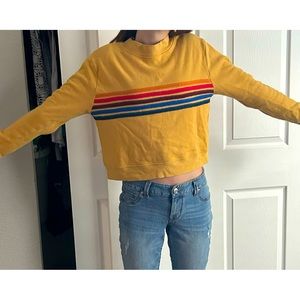Yellow crop sweatshirt size Medium
